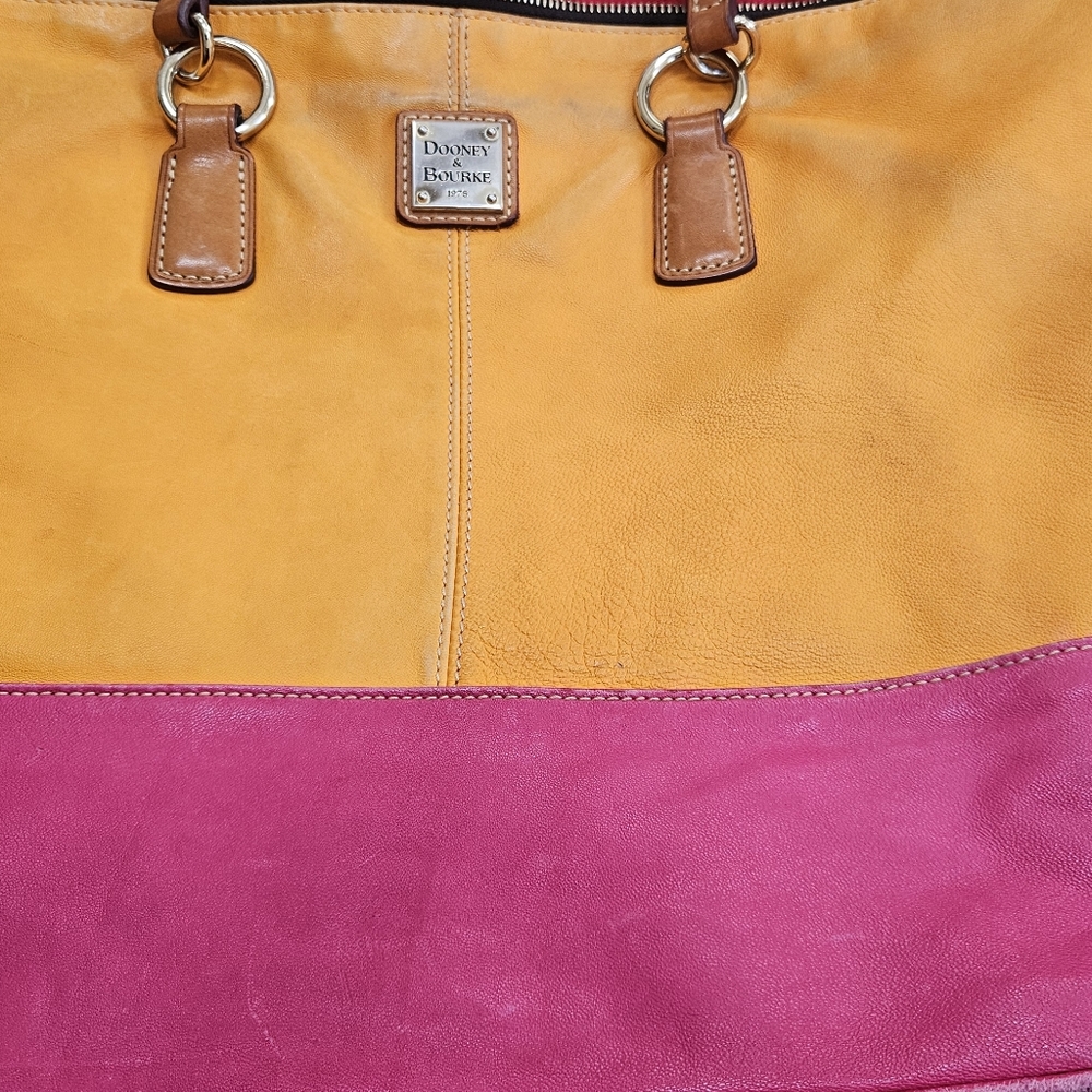Dooney & Bourke bag